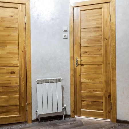 Akademika Hnatyuka Apartment Lviv Buitenkant foto