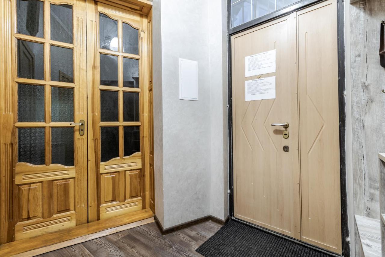 Akademika Hnatyuka Apartment Lviv Buitenkant foto